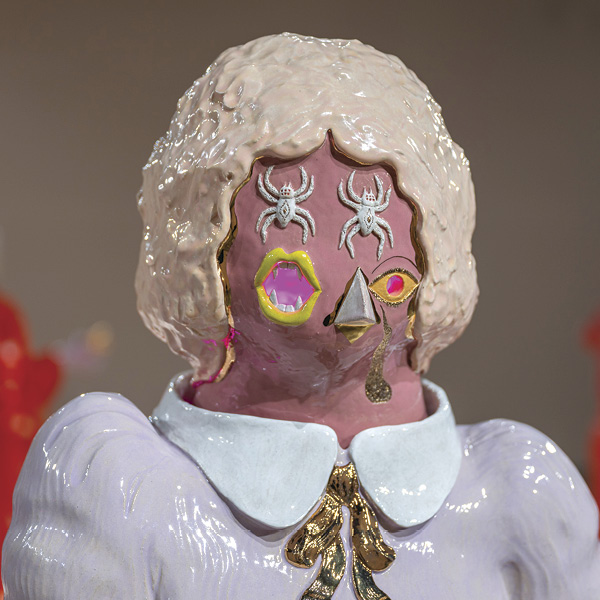 10 Emily Counts' Spare Thoughts, 5 ft. (1.5 m) in height, glazed stoneware, gold luster, wood, latex paint, lighting components, 2024. Photo: Mario Gallucci.