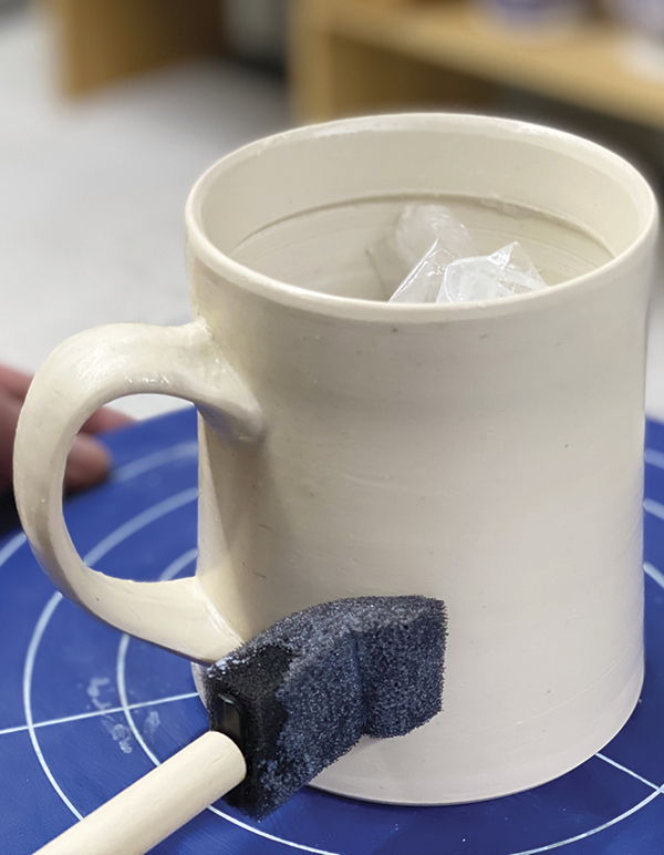 1 Start with a simple form with even wall thickness. Apply a thin coat of wax resist.