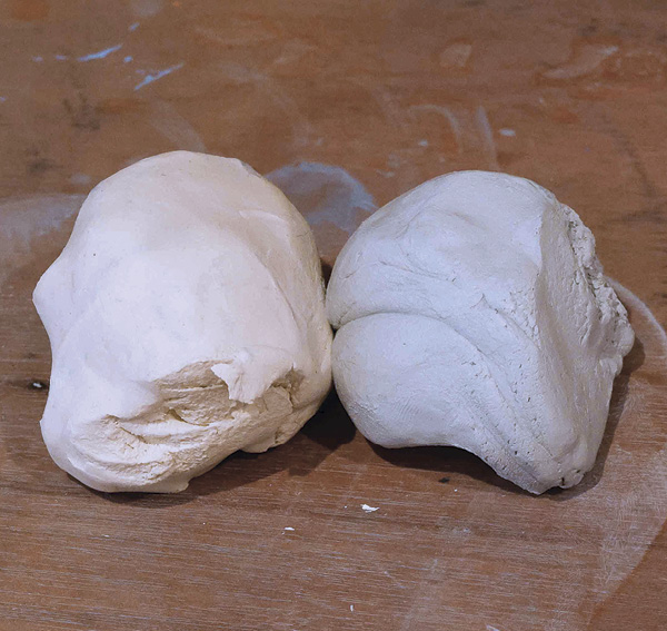 1 Mix colored clay with white clay to achieve a paler color.